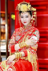 國慶中秋假期PLUS，賽菲爾珠寶門店現(xiàn)場就是這么火！