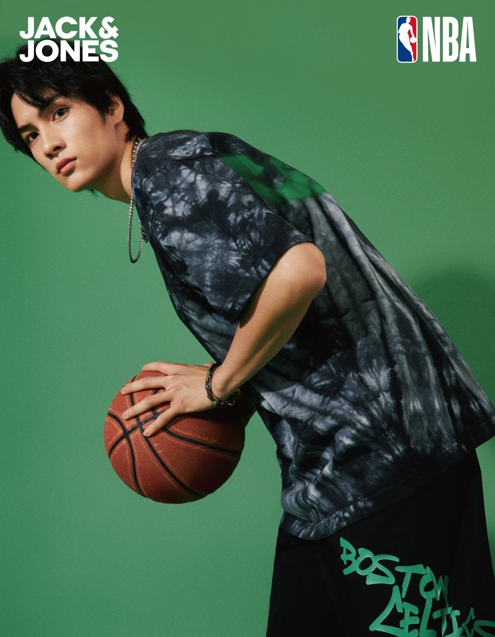 JACK & JONES杰克瓊斯攜手NBA中國，再度推出全新季度聯(lián)名系列