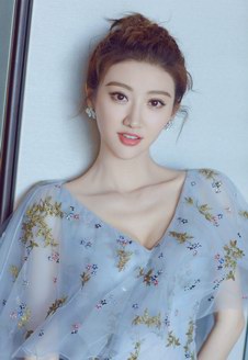 景甜越來越美是張繼科都功勞嗎？錯(cuò)，而是因?yàn)樗x對了發(fā)色！