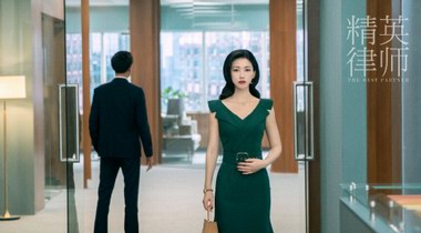 《精英律師》屠榜熱搜，碧生源常菁茶搶占職場(chǎng)C位