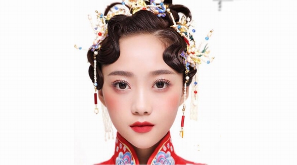 新娘妝怎么化妝修飾臉型  畫新娘妝有什么講究嗎？
