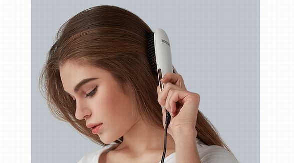 恒溫防燙的法國翠飛直發(fā)梳，凌亂頭發(fā)秒變柔順