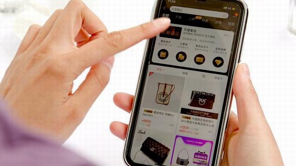 全球奢侈品品牌加速擁抱天貓，過去一年每周一個品牌入駐