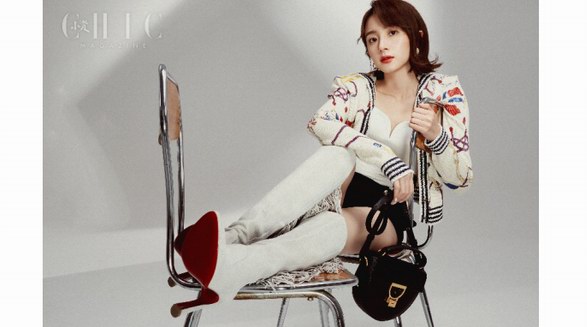 胡冰卿，「卿」純脫俗