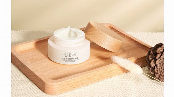 國內(nèi)光甘草定開拓者谷雨！美白奶罐2.0上新即成爆品