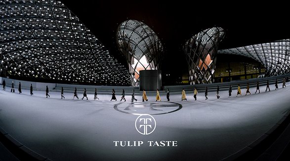 金色年華·閃耀奧體，郁香菲2024冬季新品發(fā)布會(huì)續(xù)寫品牌發(fā)展新輝煌