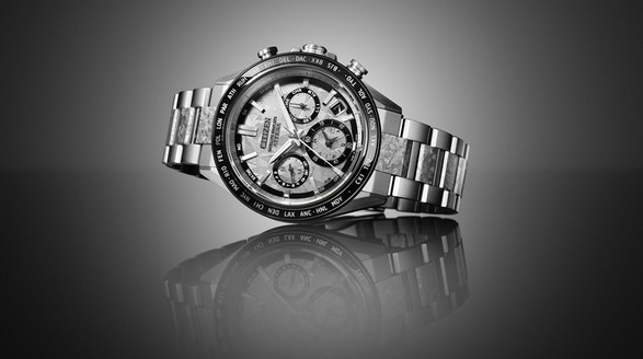 白金閃耀，繪腕間月輝 西鐵城ATTESA系列再結(jié)晶鈦新色工藝