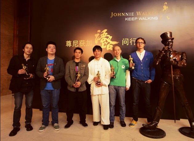 尊尼獲加&ldquo;語路&rdquo;問行動&ldquo;最佳夢想實踐家&rdquo;合影 